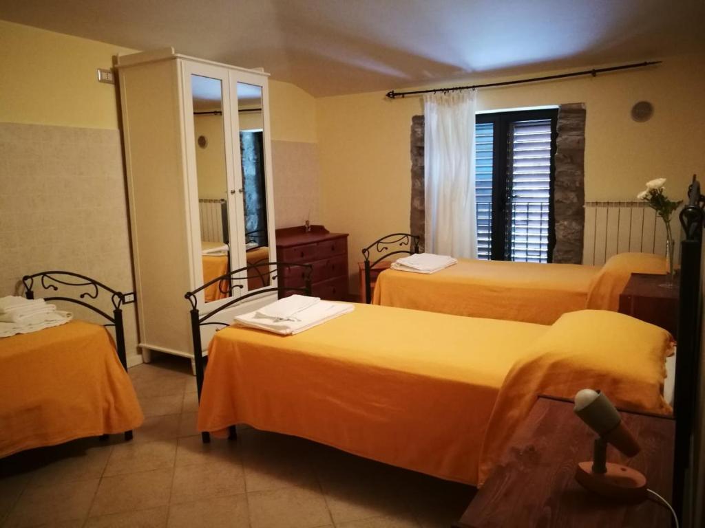 La Rosa Del Barone room 2